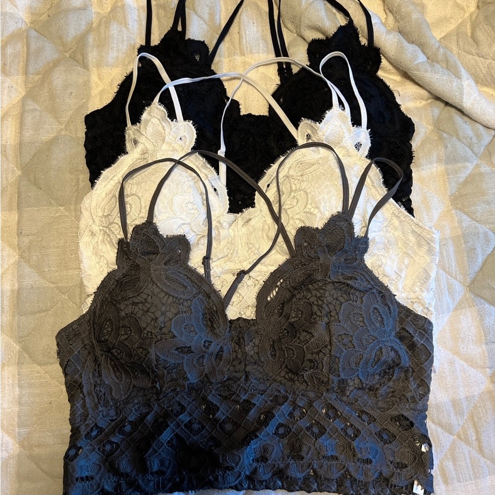 Zenana bralettes XL white, black & Grey